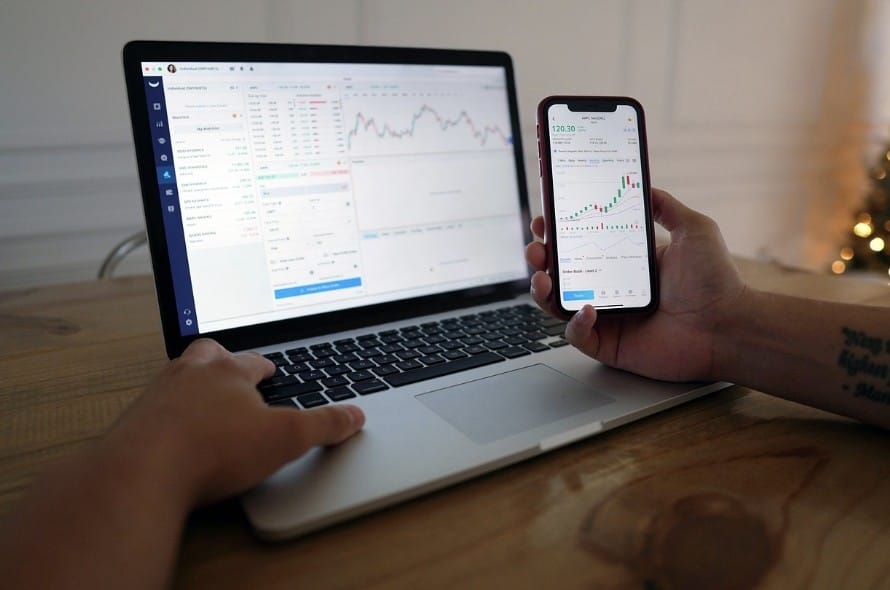 EXPLAINER: Maximizing returns by leveraging AI-driven insights in Kenyan online trading platforms