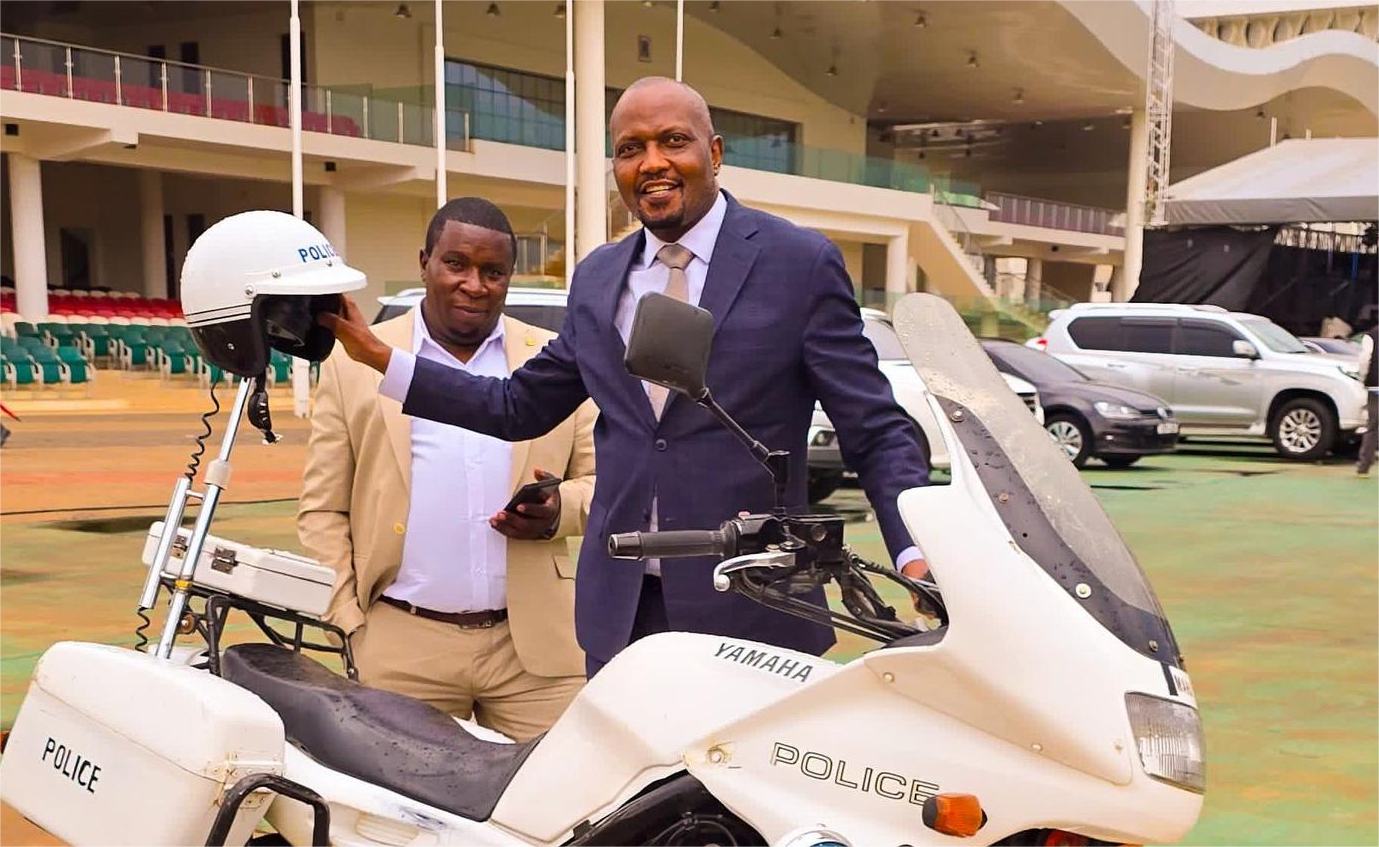 Moses Kuria's cryptic post stirs up Kenyans on X