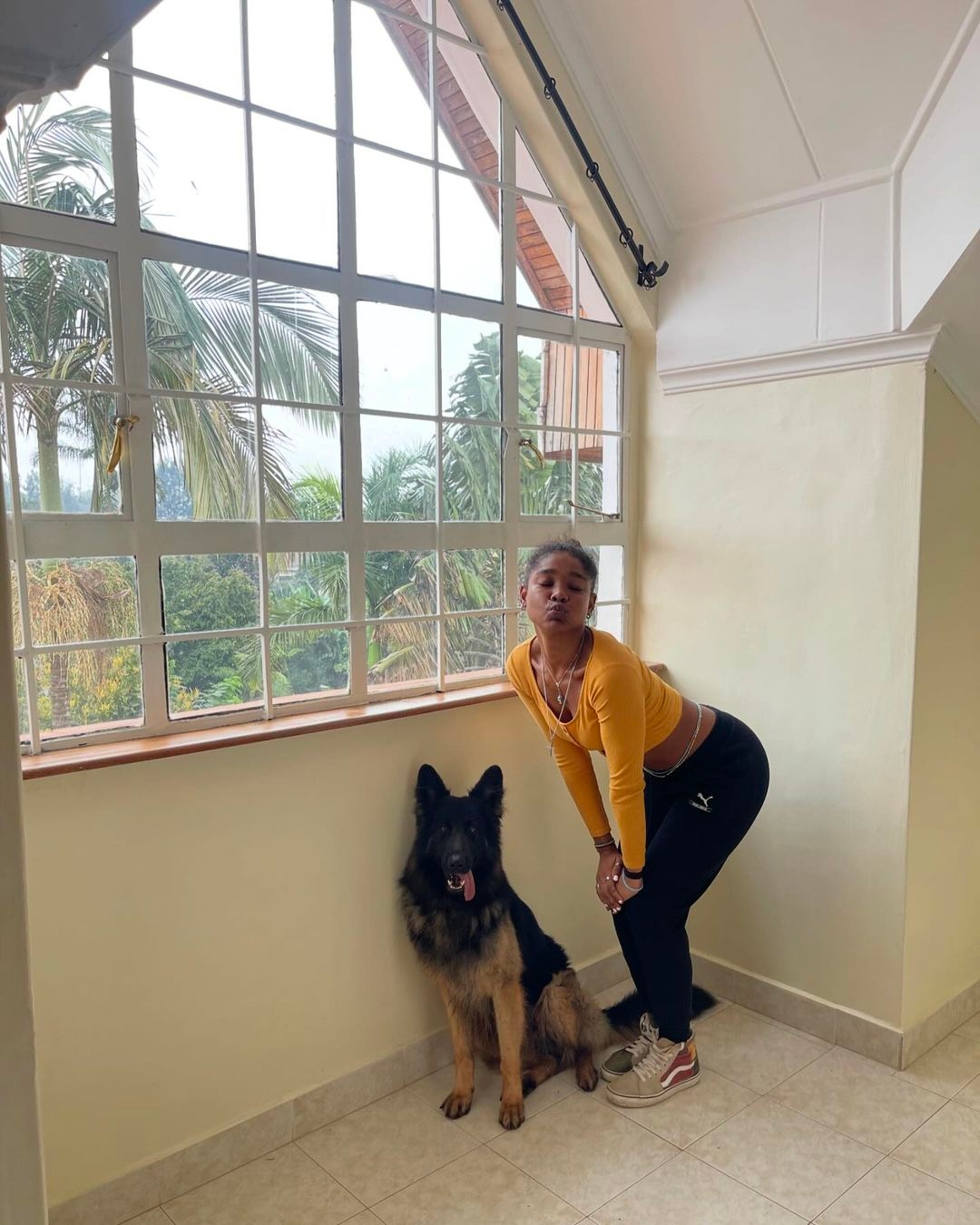 Elodie Zone mourns the death of her dog