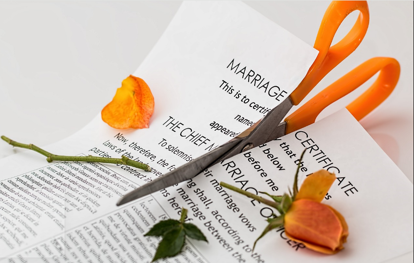 Differences Between a Divorce and Separation