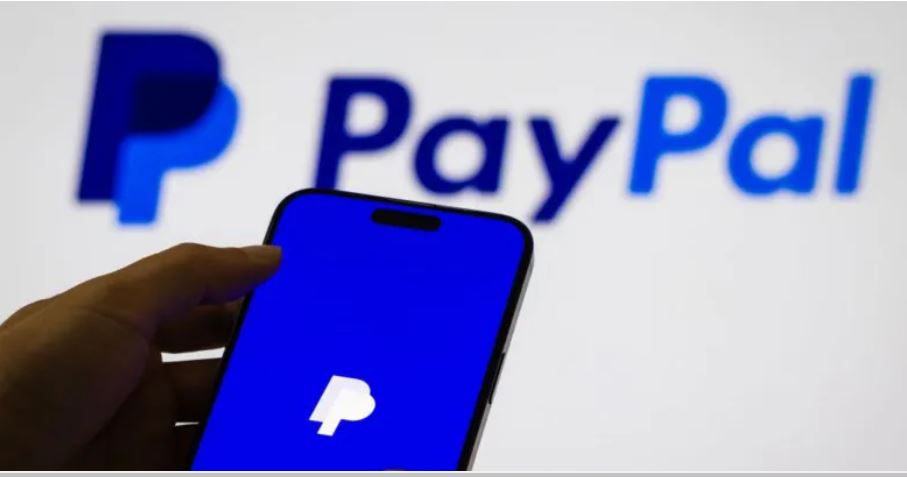 Thousands of PayPal customers report brief outage