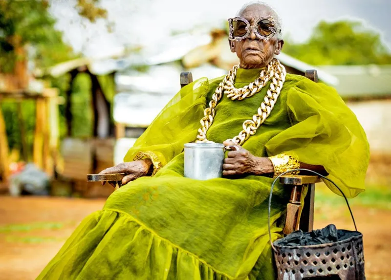 Photos: Stylish Grandma wins hearts with unique fashion, becomes an internet sensation
