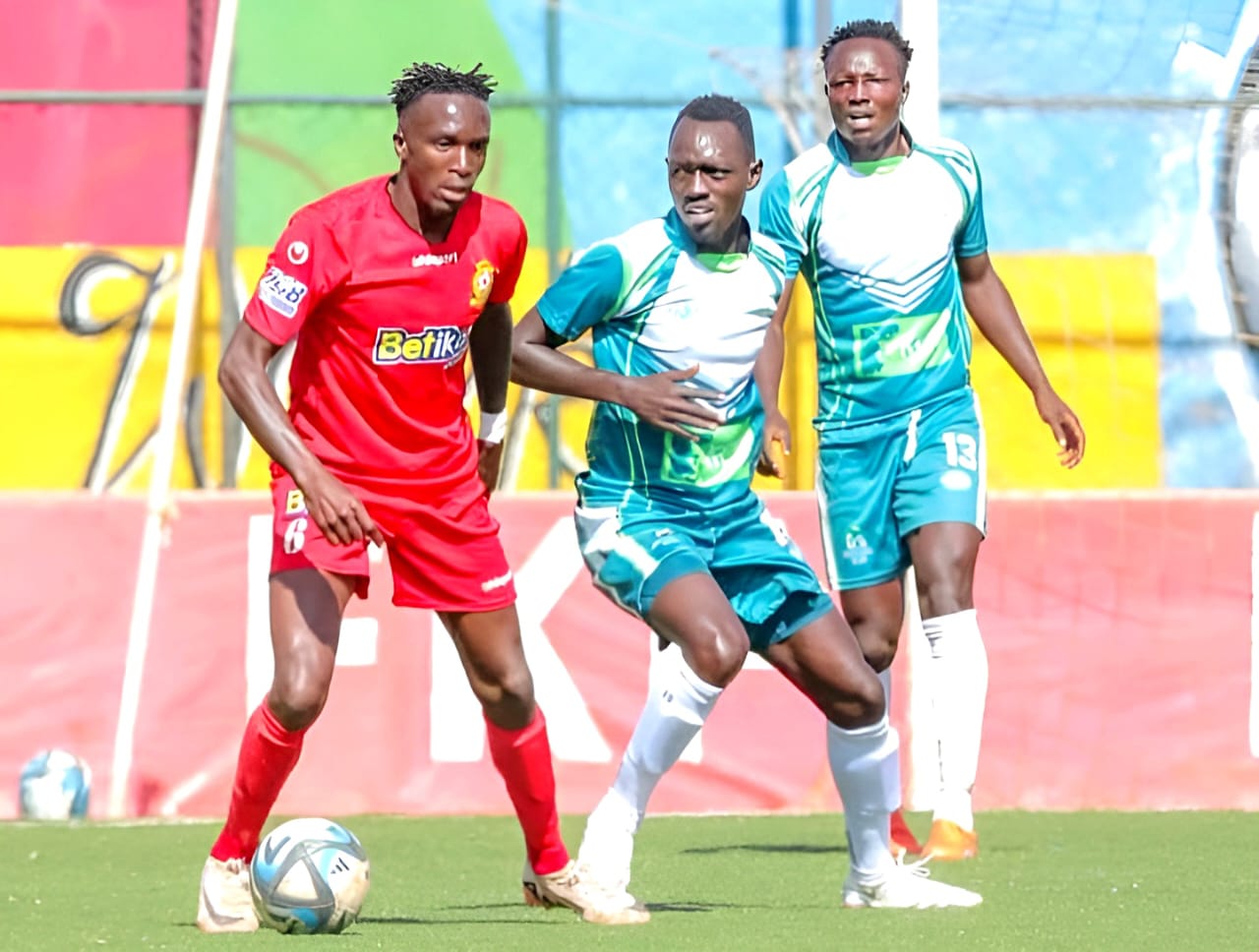 KCB yacheza sare ya 1-1 dhidi ya Kenya Police ugani Dandora