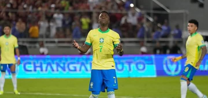 Vinicius Jr akejeliwa kukosa kufunga mkwaju wa Penalti na rebounce ‘kama alivyokosa Ballon d’Or’