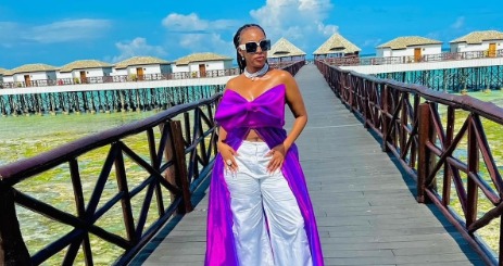 Amber Ray defends her "cheap" short birthday vacation to Zanzibar