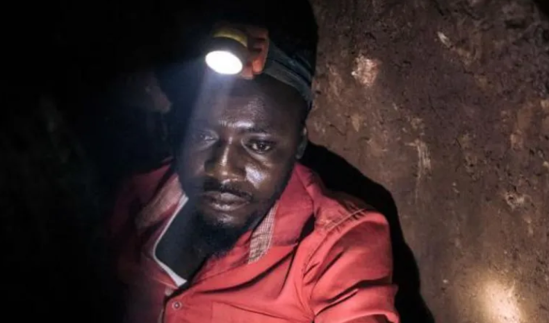 DR Congo accuses Apple of using conflict minerals