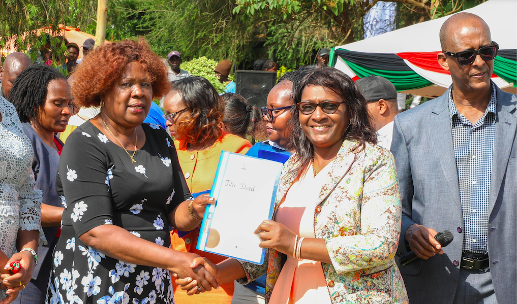 Murang’a cooperative society members get title deeds