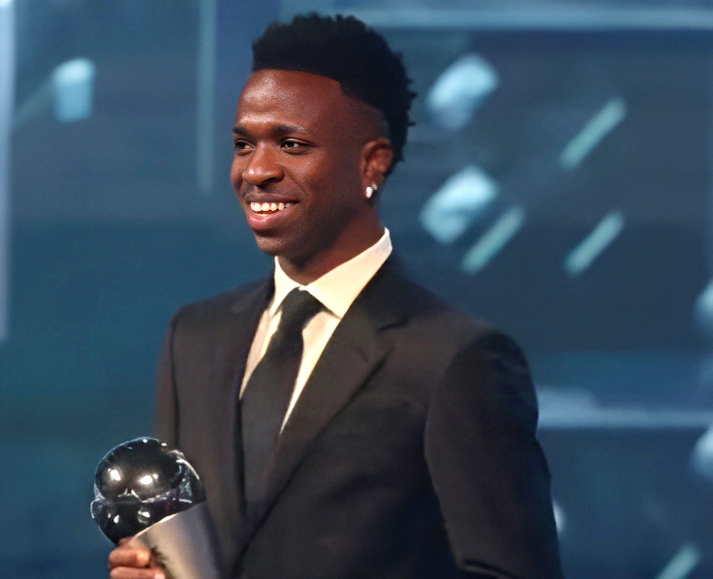 Vinicius Jr apokea tuzo ya mchezaji bora