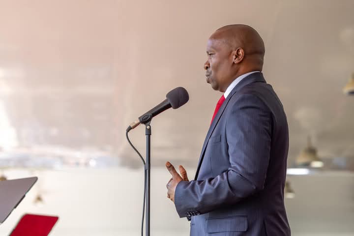 Kindiki amsifu Ruto kwa kuwasiliana na Raila, Uhuru