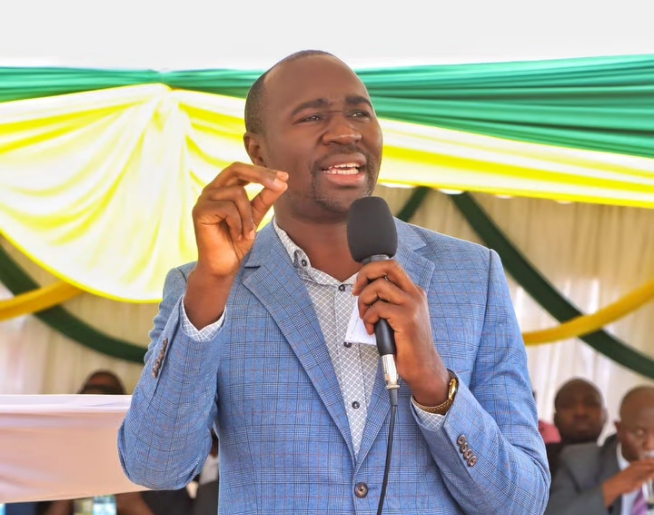 MP to leaders: Leave social media if you can't stand trolls