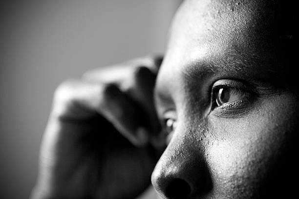 Mwanamume anapomshuku mkewe kuchepuka nje ya ndoa
