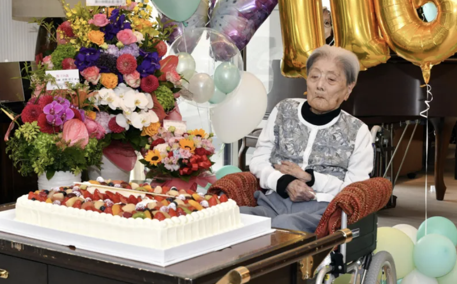 World's oldest person Tomiko Itooka dies aged 116