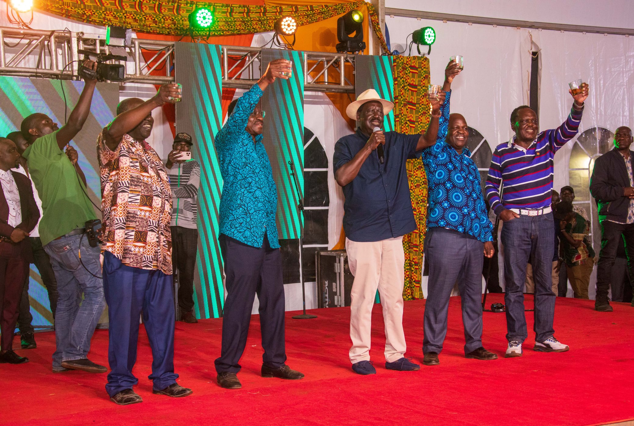 Raila: Tuje mezani kujadili matatizo yetu pamoja