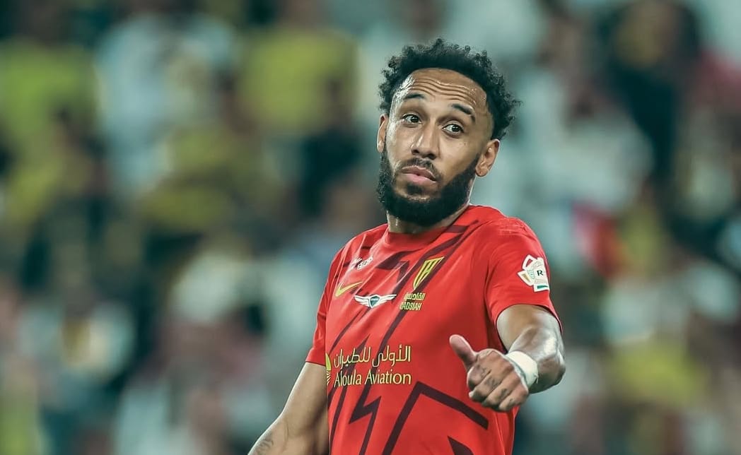 Jinsi majambazi wenye silaha walivyovamia nyumba ya Aubameyang familia yote ikiwa ndani