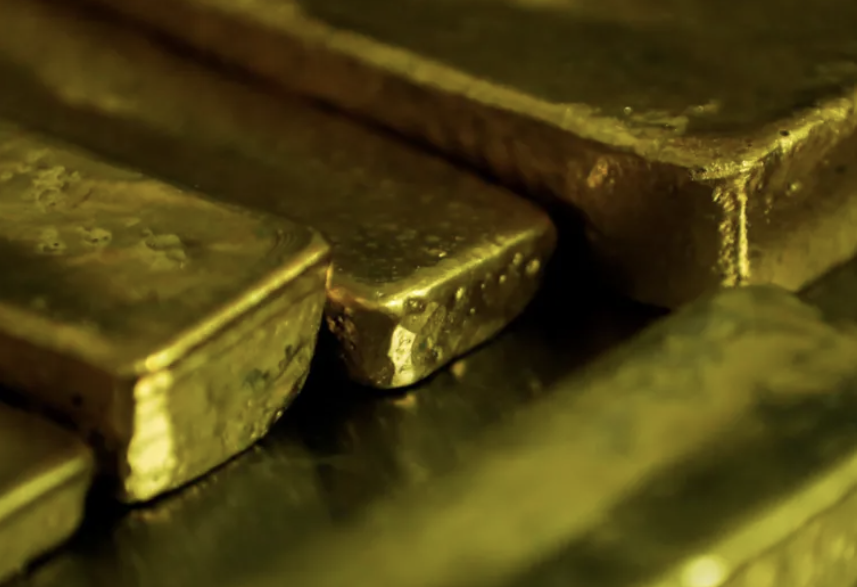 Chinese nationals arrested with gold bars, $800,000 cash in DR Congo