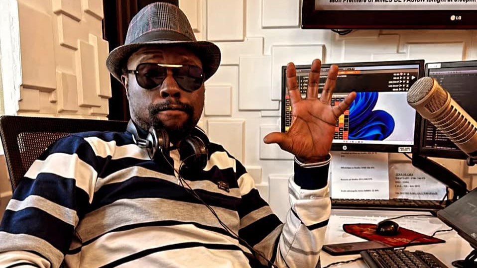 Mtangazaji Wa Radio Jambo Aomboleza Kifo Cha Mwanawe