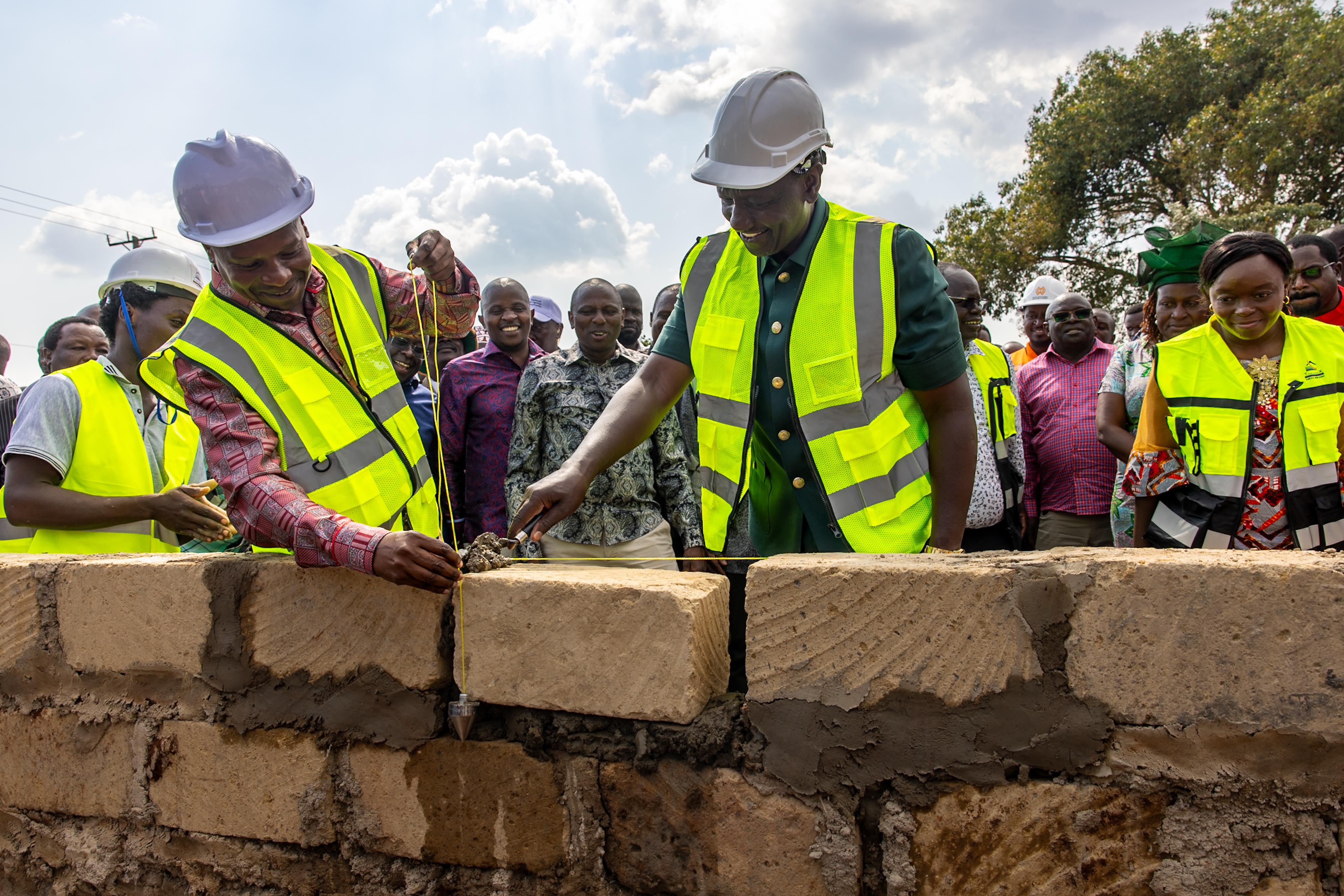 [PHOTOS] Ruto launches construction of Khwisero Mother-Child Level IV Hospital