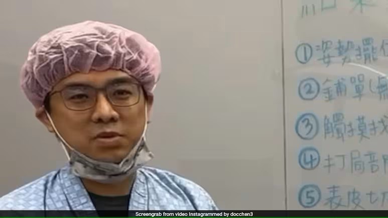 Daktari Wa Upasuaji Ajifanyia Vasektomi Mwenyewe Ili Kumfurahisha Mkewe