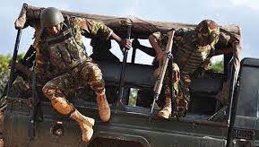 11 Somali soldiers surrender to Kenya at Hulugho border