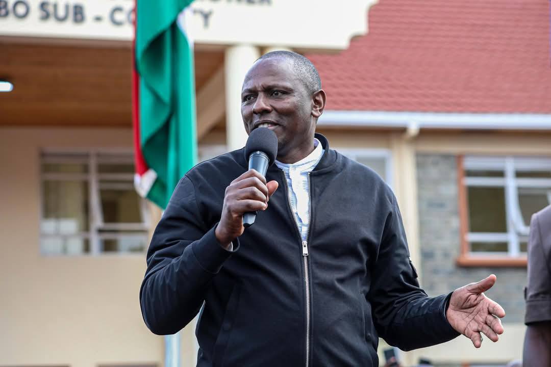 Ichung’wah: Nitaendelea Kumtetea Rais Ruto Hata Wakisema Eti Mimi Ni Bibi Yake