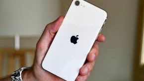 iphone Yazindua App Ya Kwanza Ya Filamu Za Watu Wazima Huku Ikiadhimisha Miaka 18