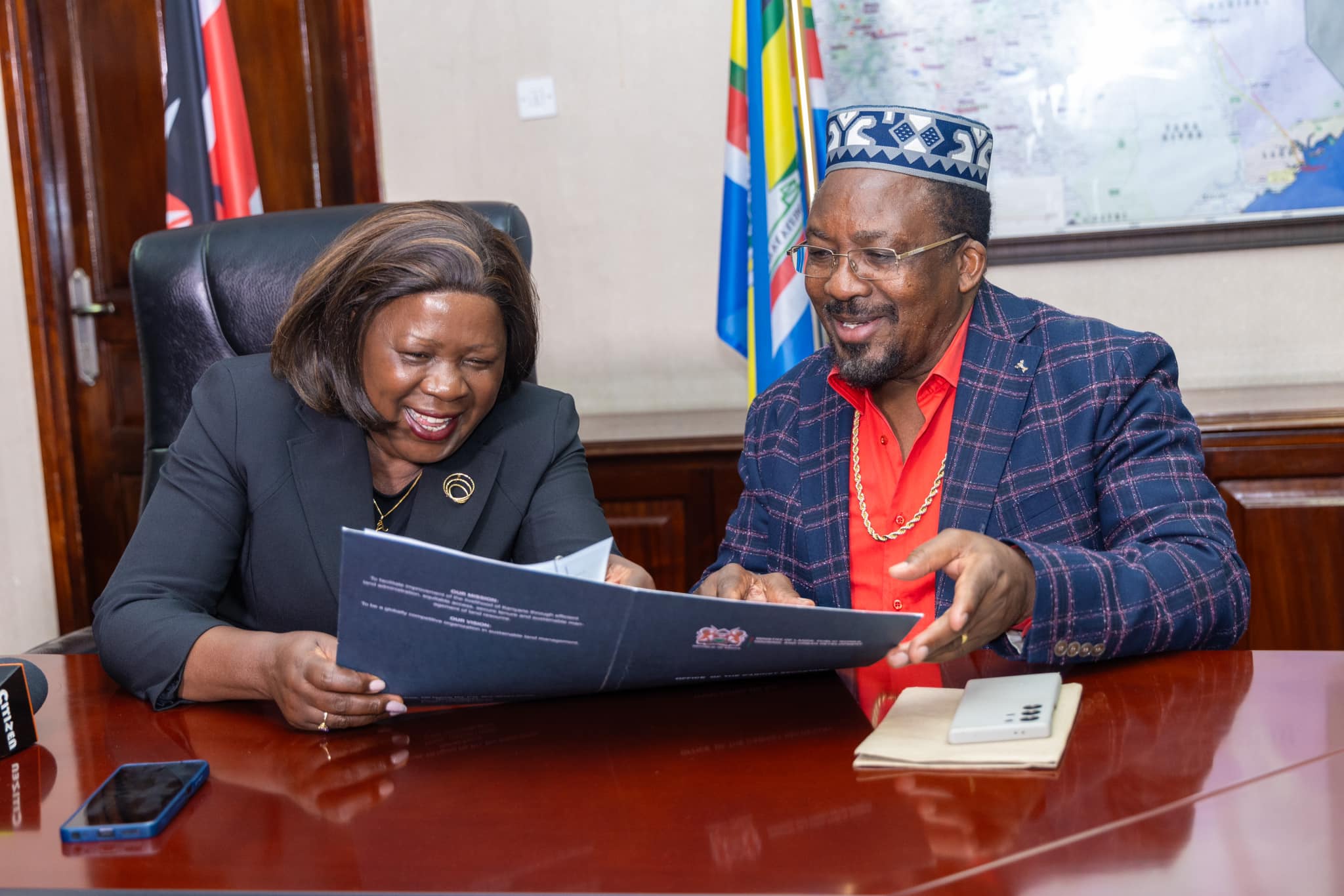 [PHOTOS] CS Wahome hosts pastor Ng'ang'a