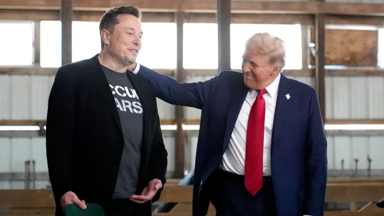 Video Feki Trump Akibusu Miguu ya Elon Musk Yapeperushwa Kwa TV ya Serikali