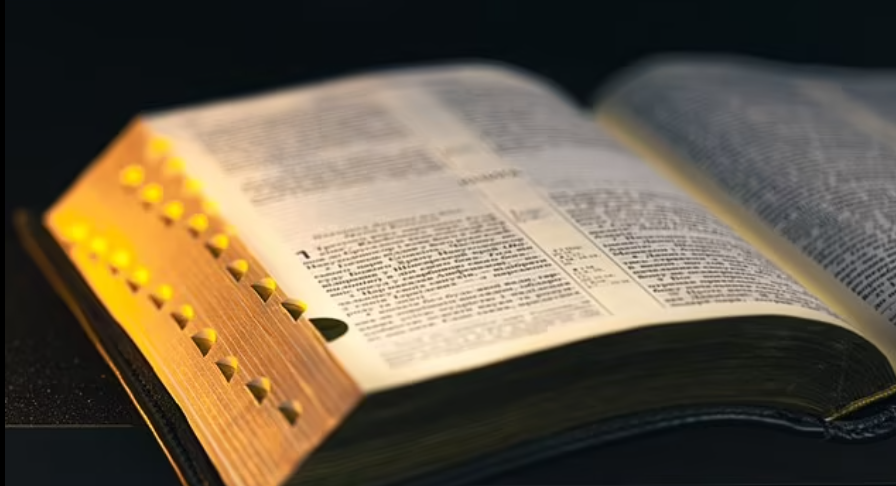 Wanasayansi Wafichua Nani Aliandika Biblia, Wadai Pengine HAIKUWA Mungu!