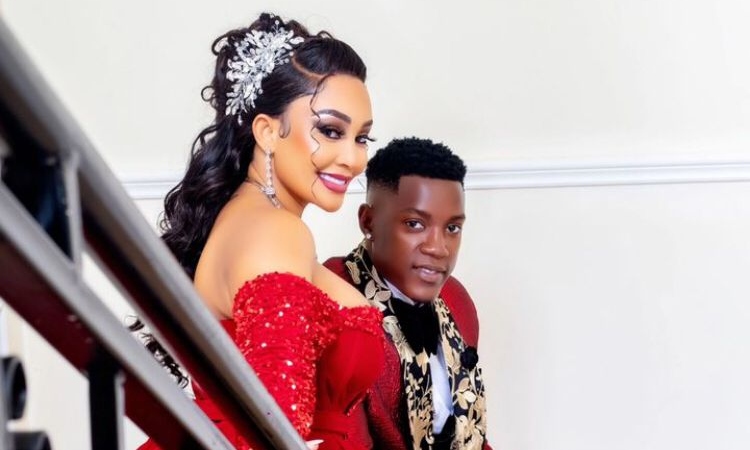 Watch: Zari Calls Out Hubby Shakib on Live Radio