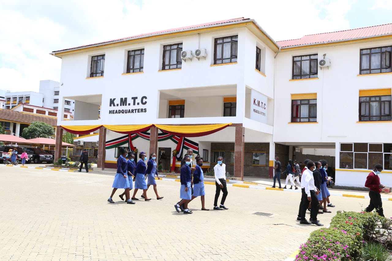 KMTC zatangaza nafasi 5000 kwa wanafunzi kujiunga kupitia KUCCPS