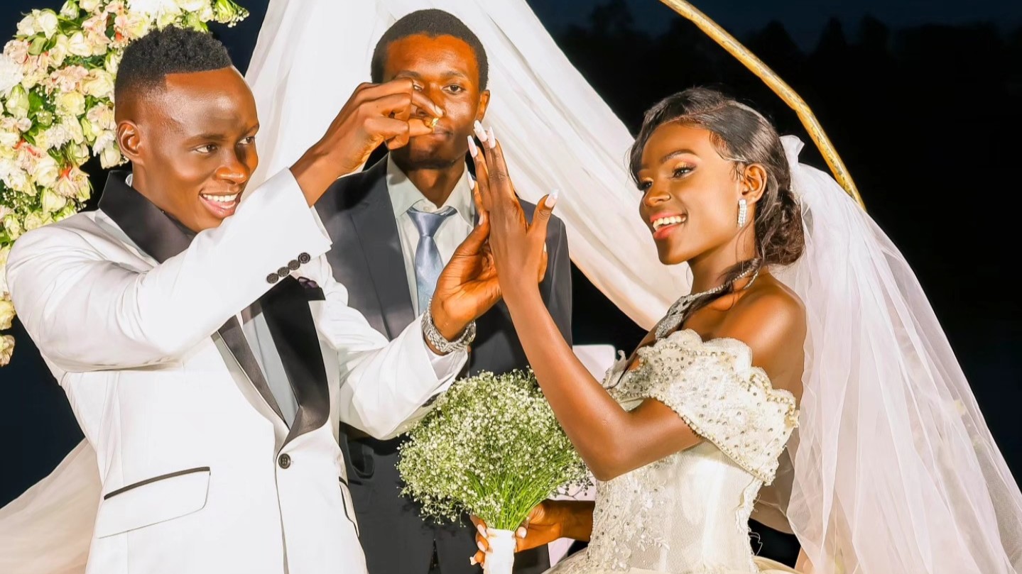Dem Wa FB Ajibu Kuhusu Hali Ya Uhusiano Na Obinna, ‘Sitaki Mapenzi, Nataka Harrier Ifikapo Desemba’
