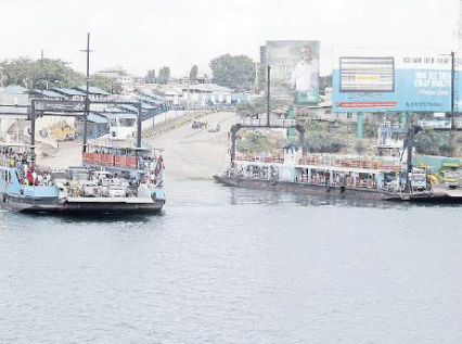 Likoni ferry security guards suspended for stoning pedestrians