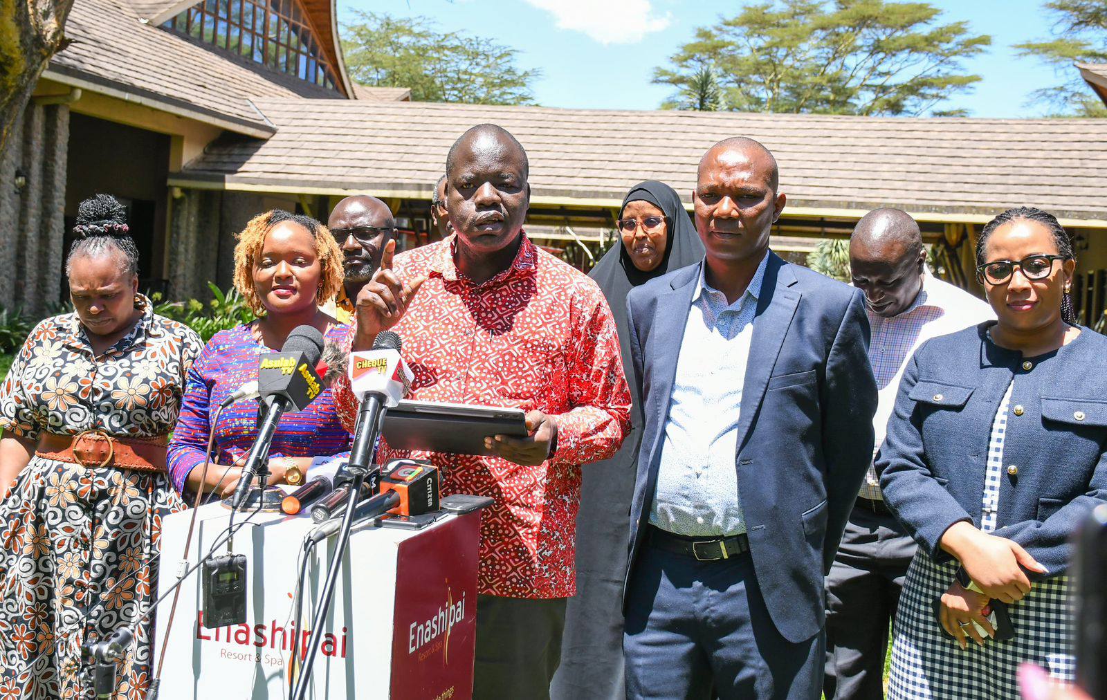 Over 300 apply for IEBC jobs as deadline nears