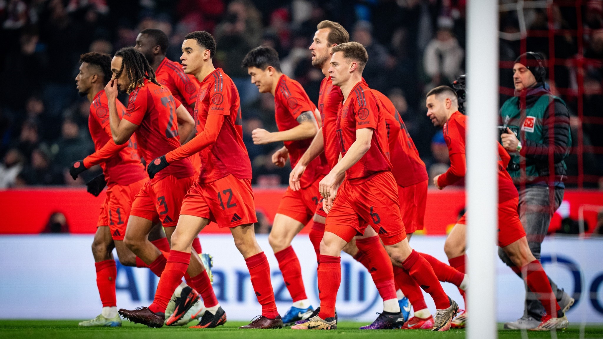 Sababu Ya Bayern Munich Kupigwa Marufuku Kuvaa Jezi Zao Nyekundu Mechi Za UCL