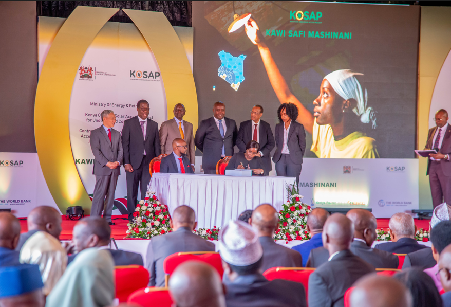 [PHOTOS] Ruto witnesses contract signing for improved access to electricity