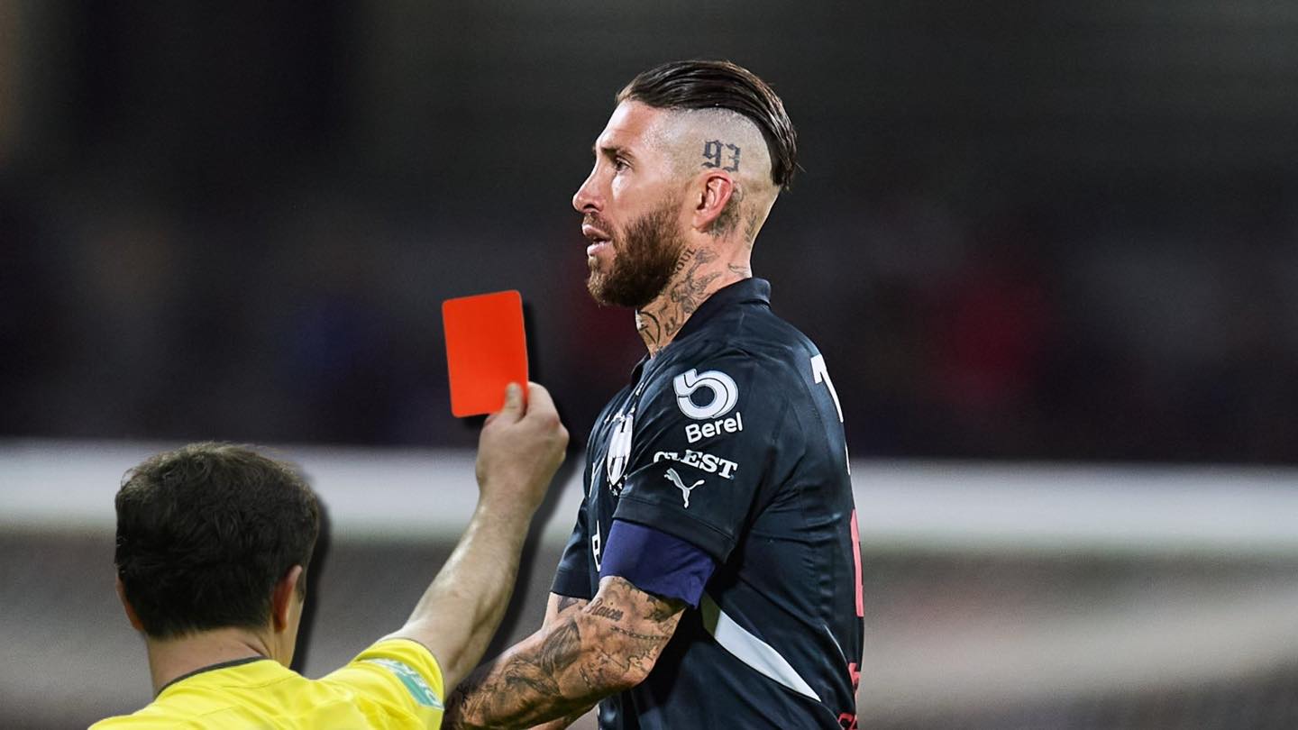 Sergio Ramos aweka rekodi ya kuonyeshwa kadi nyekundu 30 katika mechi 1001