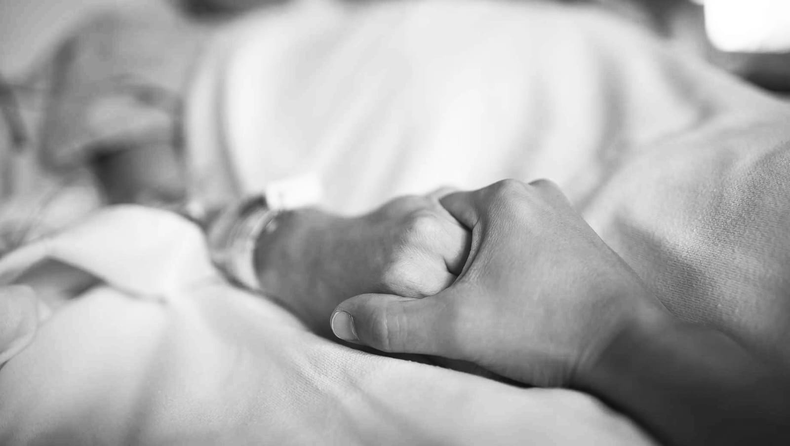 Kesi Tata: Mwanadada aomba madaktari wamsaidie kufa, babake apinga mahakamani