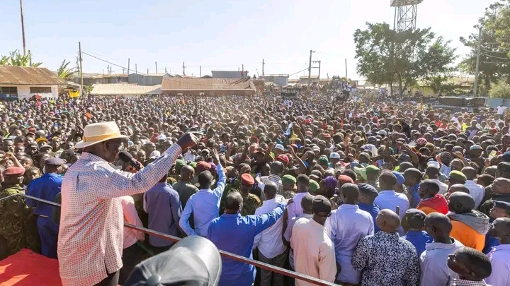 Ruto awataka vijana wasio na ajira kuchukua kazi za ujenzi
