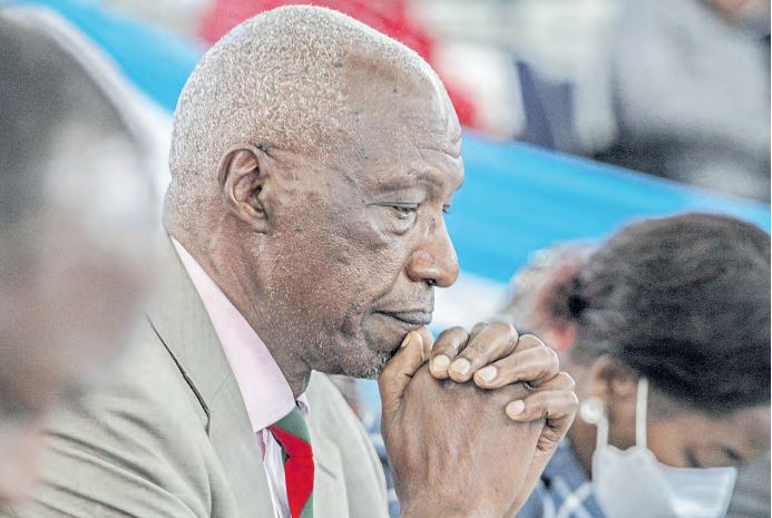 Wrangling university chiefs in talks ahead of court date