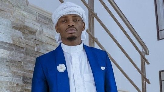Huwa nafanya sala tano kila siku na sikosi - Diamond Platinumz