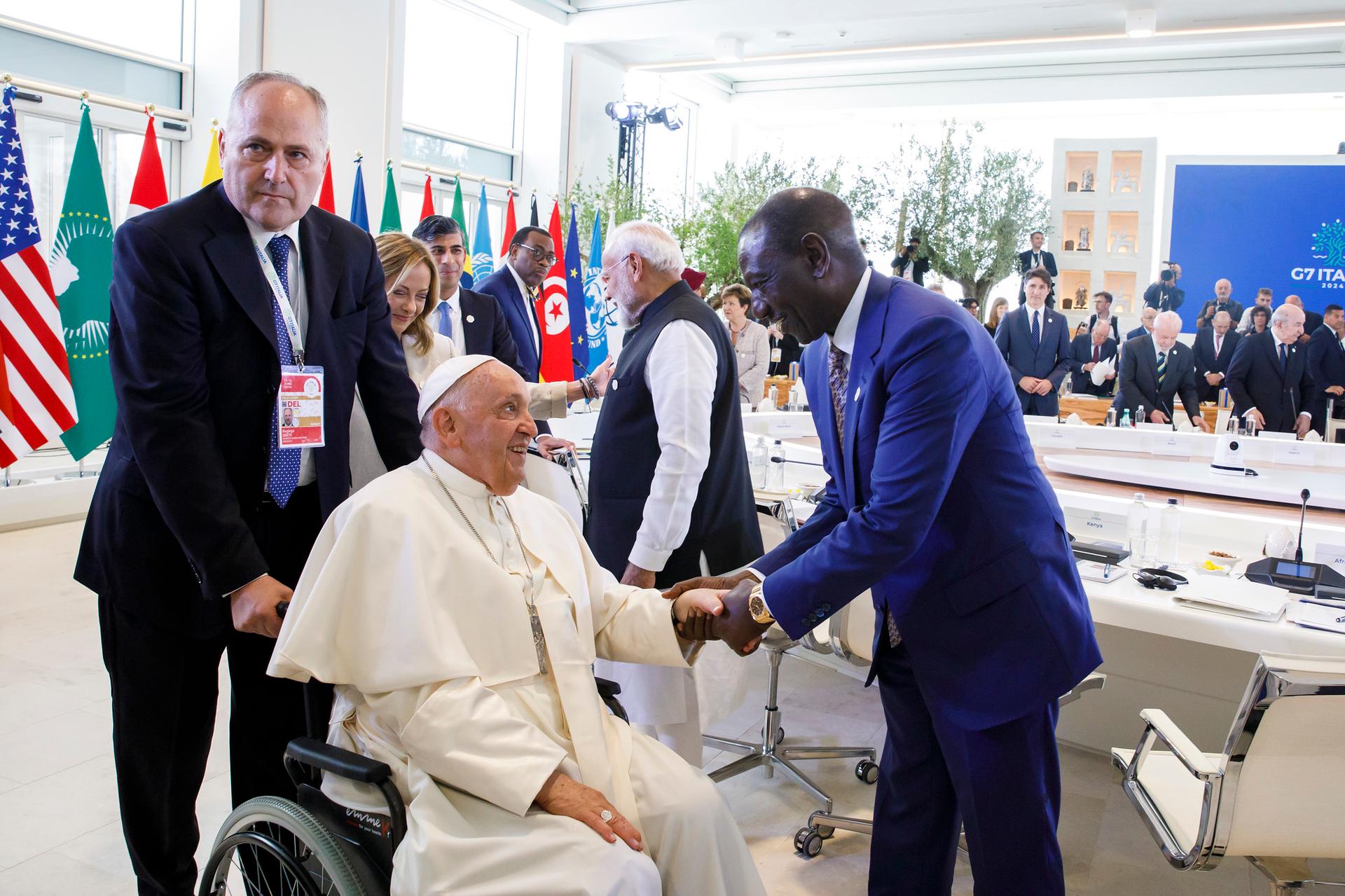 President Ruto, Weta, Kindiki lead Kenyans in Mourning Pope Francis