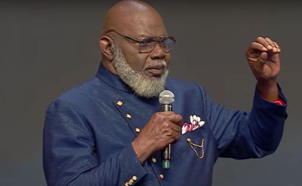 T.D Jakes Retires, Passes The Torch
