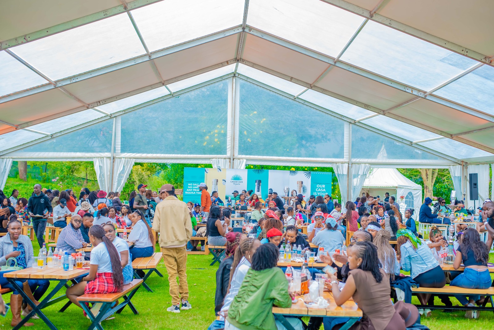 Retro Rewind Brings Friends Together in an Event Spiced Up by Casamigos