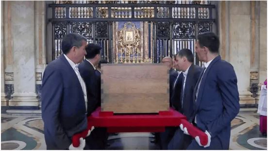 Doors close as Pope's burial continues in private