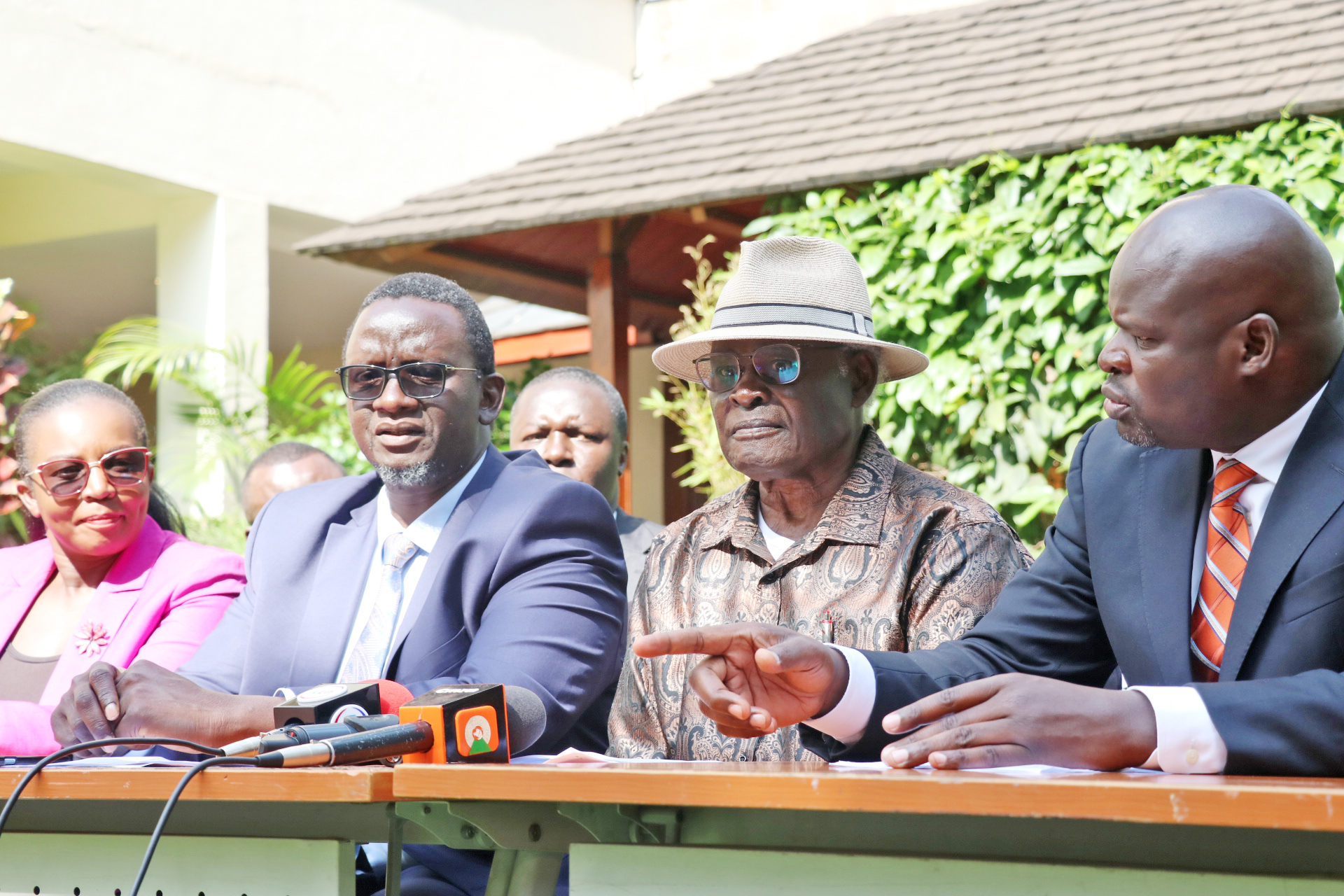 Nyanza professionals take on Orengo over anti-Ruto utterances