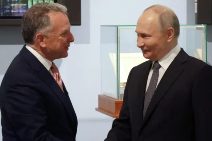 Witkoff meets Putin as Trump urges Russia to 'get moving'
