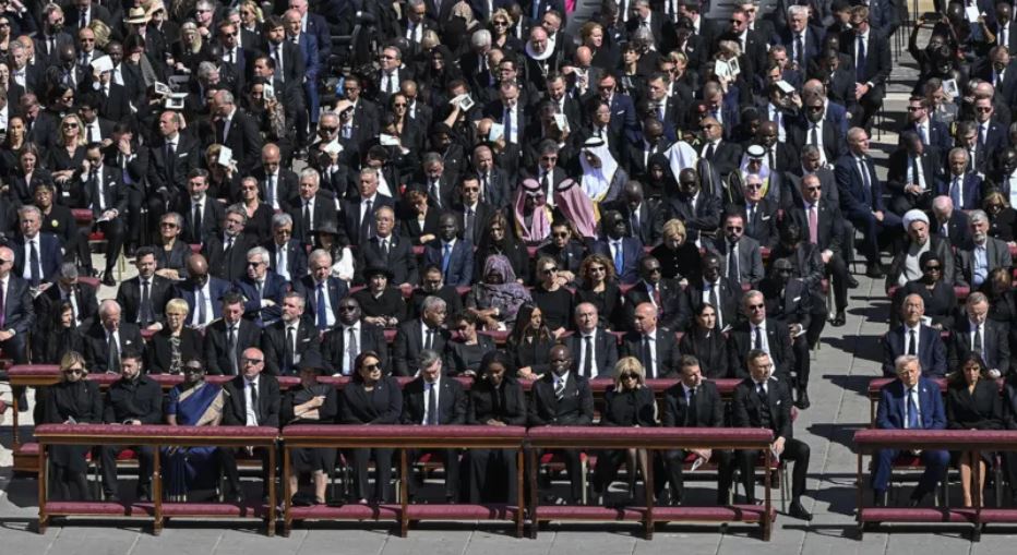 Who was at Pope's funeral and where they sat