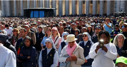 Vatican says 200,000 attending Pope's funeral