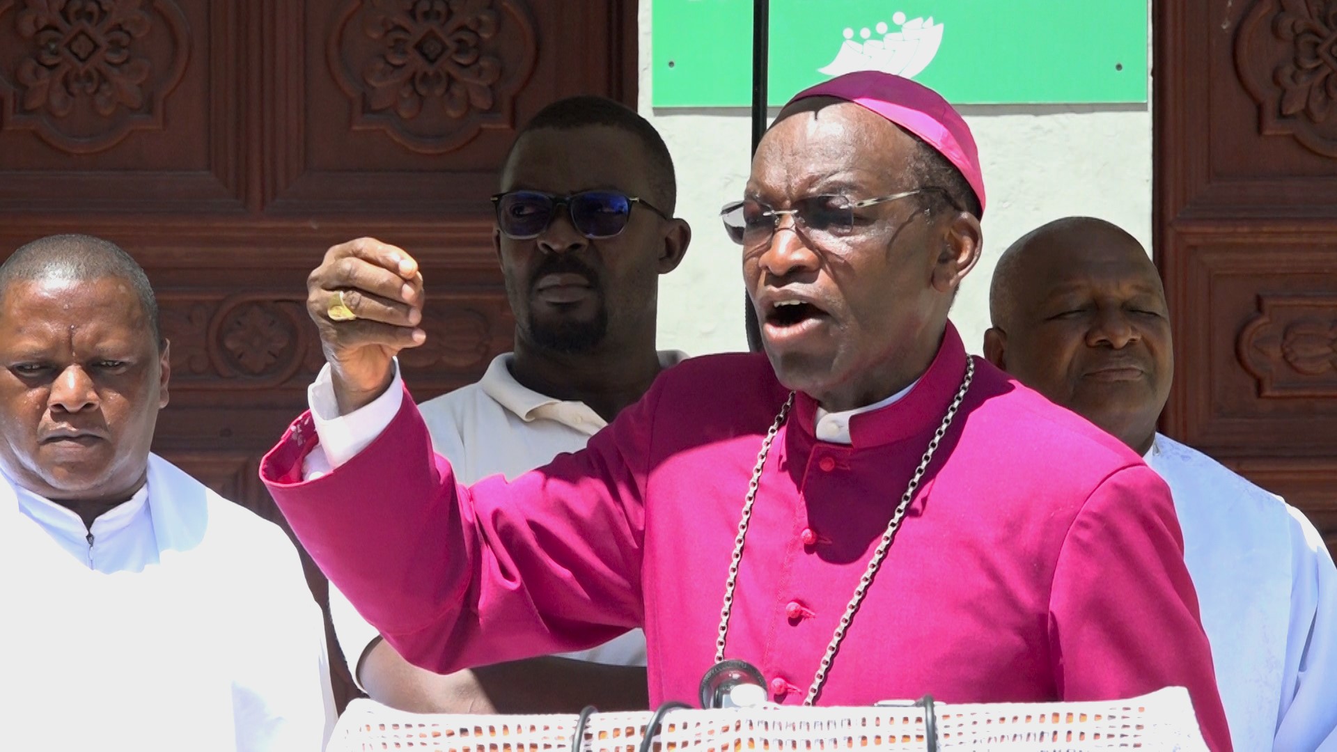 Borrow with conscience — cleric to State
