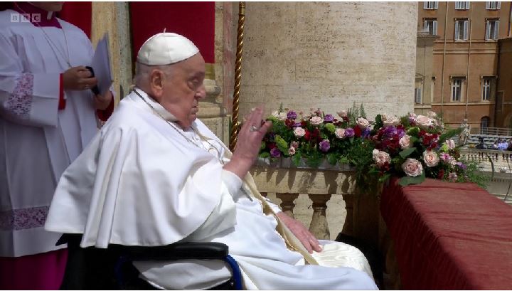 Pope appears on Easter Sunday after serious illness